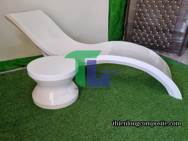 Bộ bàn ghế hồ bơi